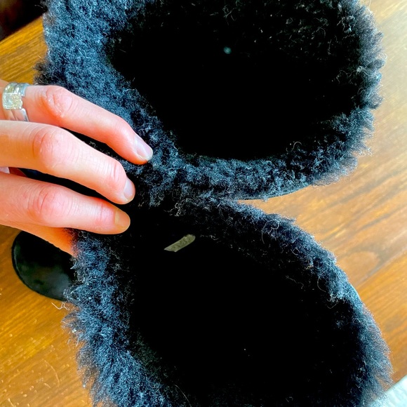 Ugg black suede boots, tall - Picture 4 of 6